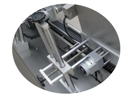 Papirrørsmærkningsmaskine 500 rullelæg, selvklæbende stofklistermærke