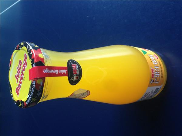 Selvklæbende etiketteringsmaskine, lineær lodret fire etiketter Stick-etiketteringsmaskine