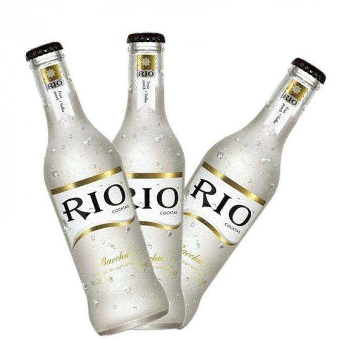 Selvklæbende mærkningsmaskine til Chile / Australien vin Tre etiketstationer flaske