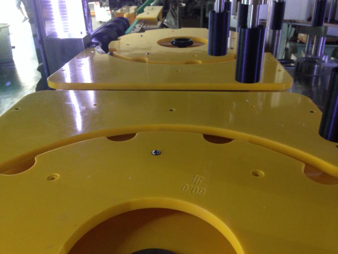 Højproduktion Vin / ølflaskemærkningsmaskine, rund flaskemærker