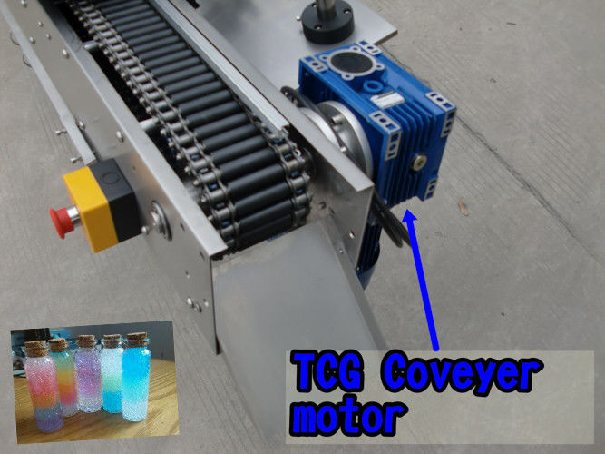 Kina SUS304 økonomi automatisk 220V 2kw 50 / 60HZ 5 gallon cap konkurrencedygtig pris hætteglas mærkning maskine leverandør