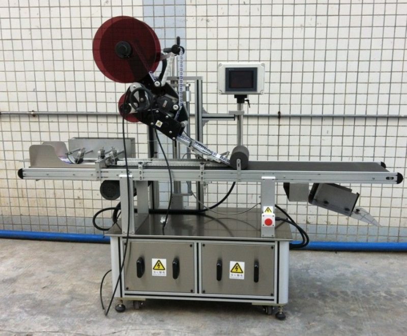 Kina Top mærkning maskine til maske / uudbredt karton / papirposer, flad overflademærketapplikator leverandør