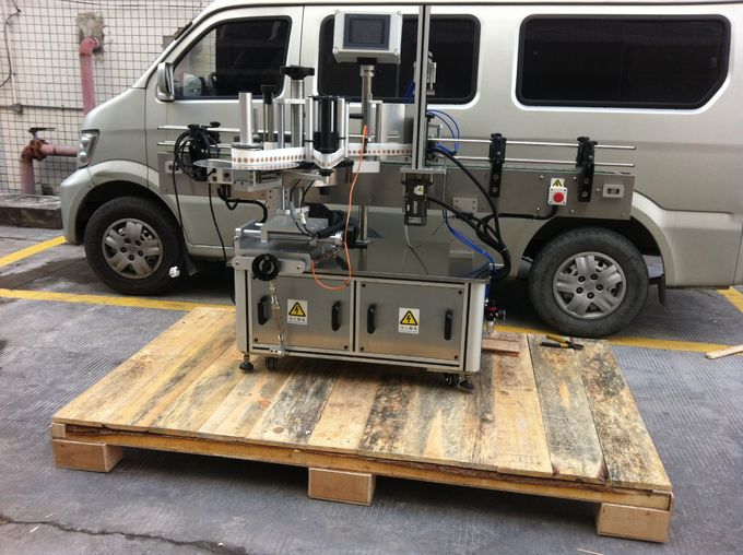 Fuldautomatisk maskine til for- og bagside til runde krukke til kæledyr