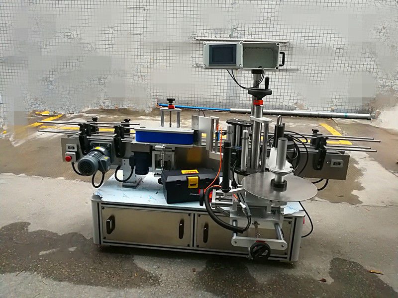 Kina Fuld automatisk rund flaske klistermærke maskine (bæltetype) leverandør